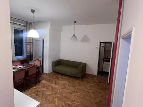 Izdavanje, trosoban stan, 55m², Savski Venac, Beograd - image 5