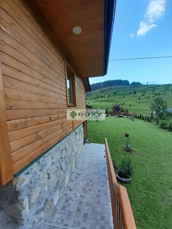 Sale, office space, 307m², Nova Varoš, Srbija