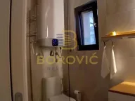 Rent, house, 130m², Savski Venac, Beograd - image 12