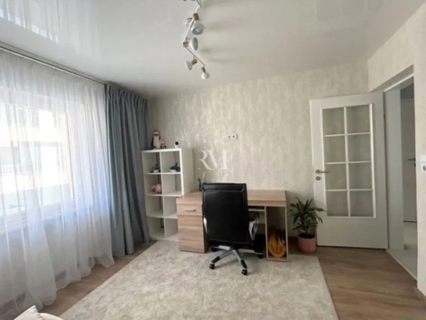 Prodaja, dvosoban stan, 61m², Centar, Tivat