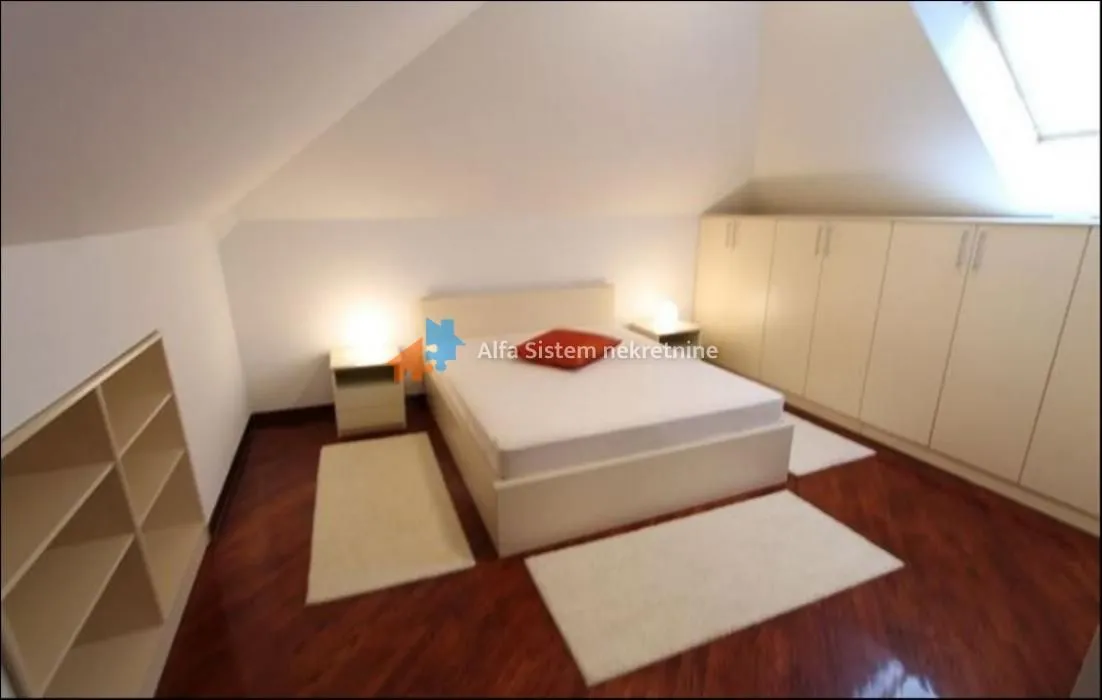 Rent, four bedroom apartment, 160m², Savski Venac, Beograd