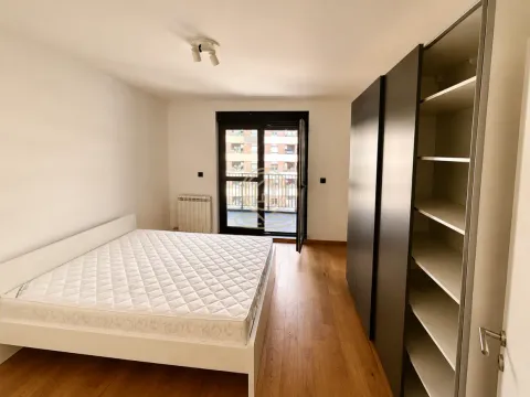 Izdavanje, dvosoban stan, 61m², Hala Pionir, Palilula Sve Podlokacije - image 7