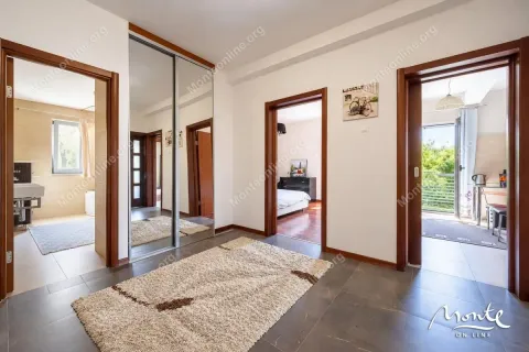 Prodaja, dvosoban stan, 117m², Dobrota, Kotor - image 17