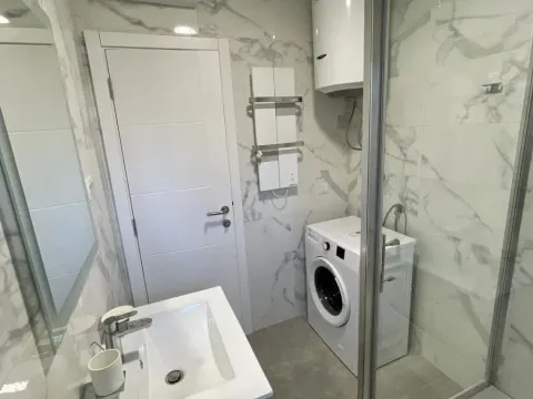 Rent, two bedroom apartment, 74m², Sutvara, Kotor - image 11