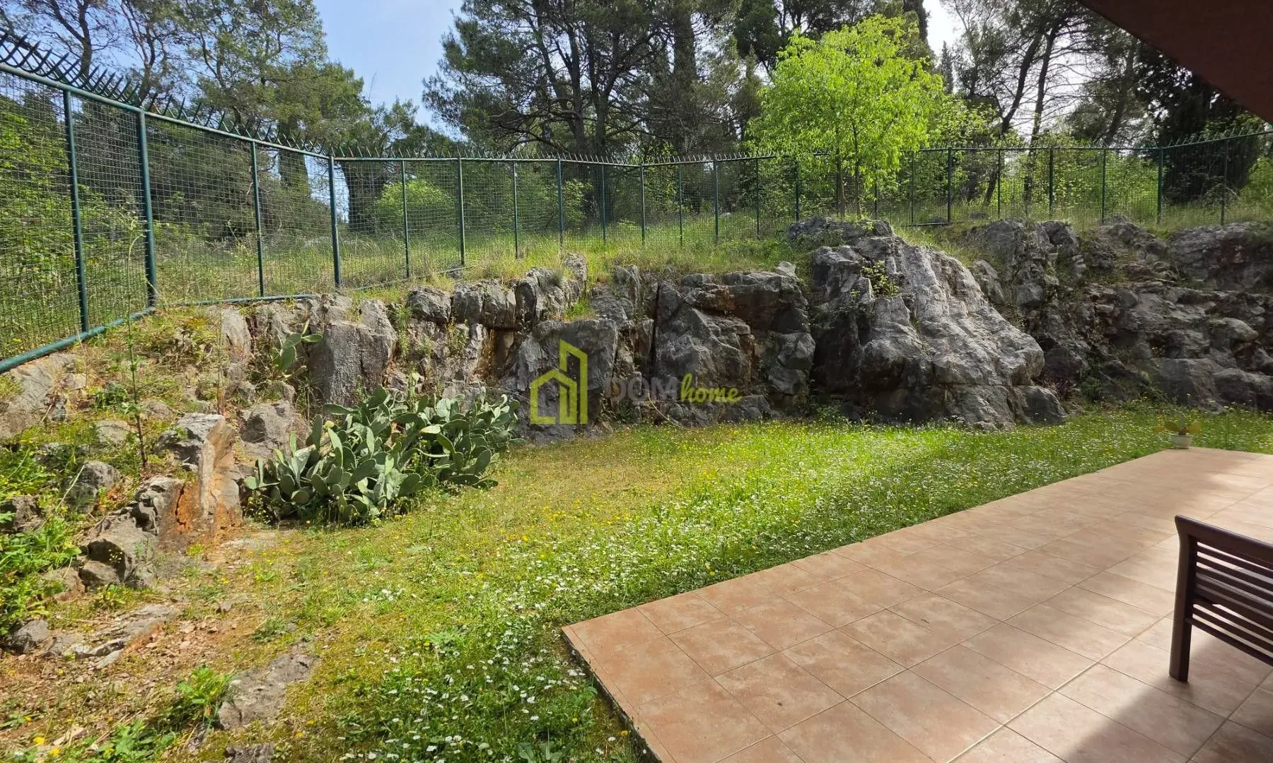 Prodaja, trosoban stan, 197m², Vezirov Most, Podgorica