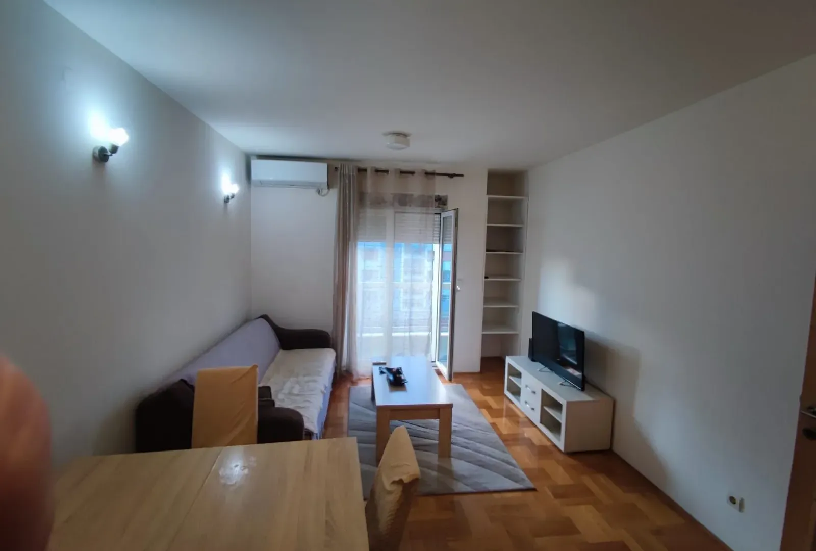 Rent, one bedroom apartment, 40m², Stari Aerodrom, Podgorica