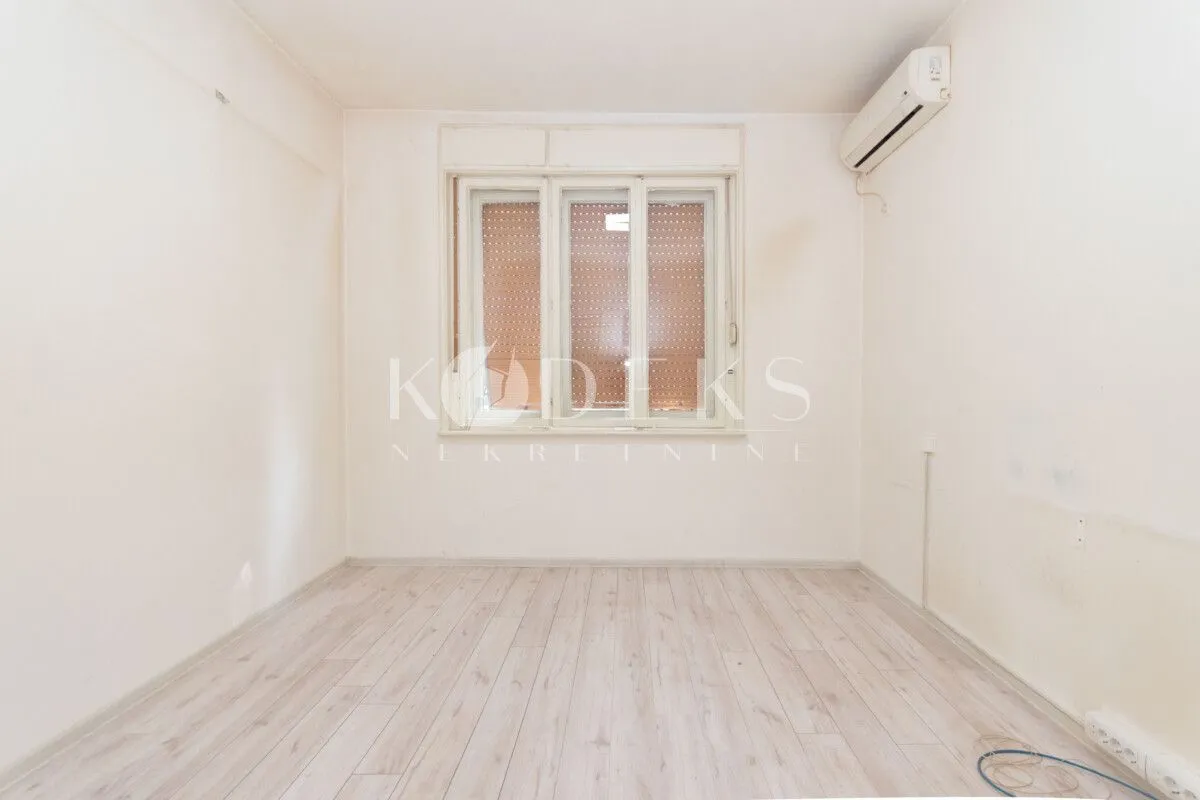 Rent, office space, 85m², Centar, Podgorica