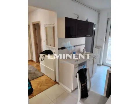 Izdavanje, dvosoban stan, 57m², Gundulićev Venac, Beograd - image 4