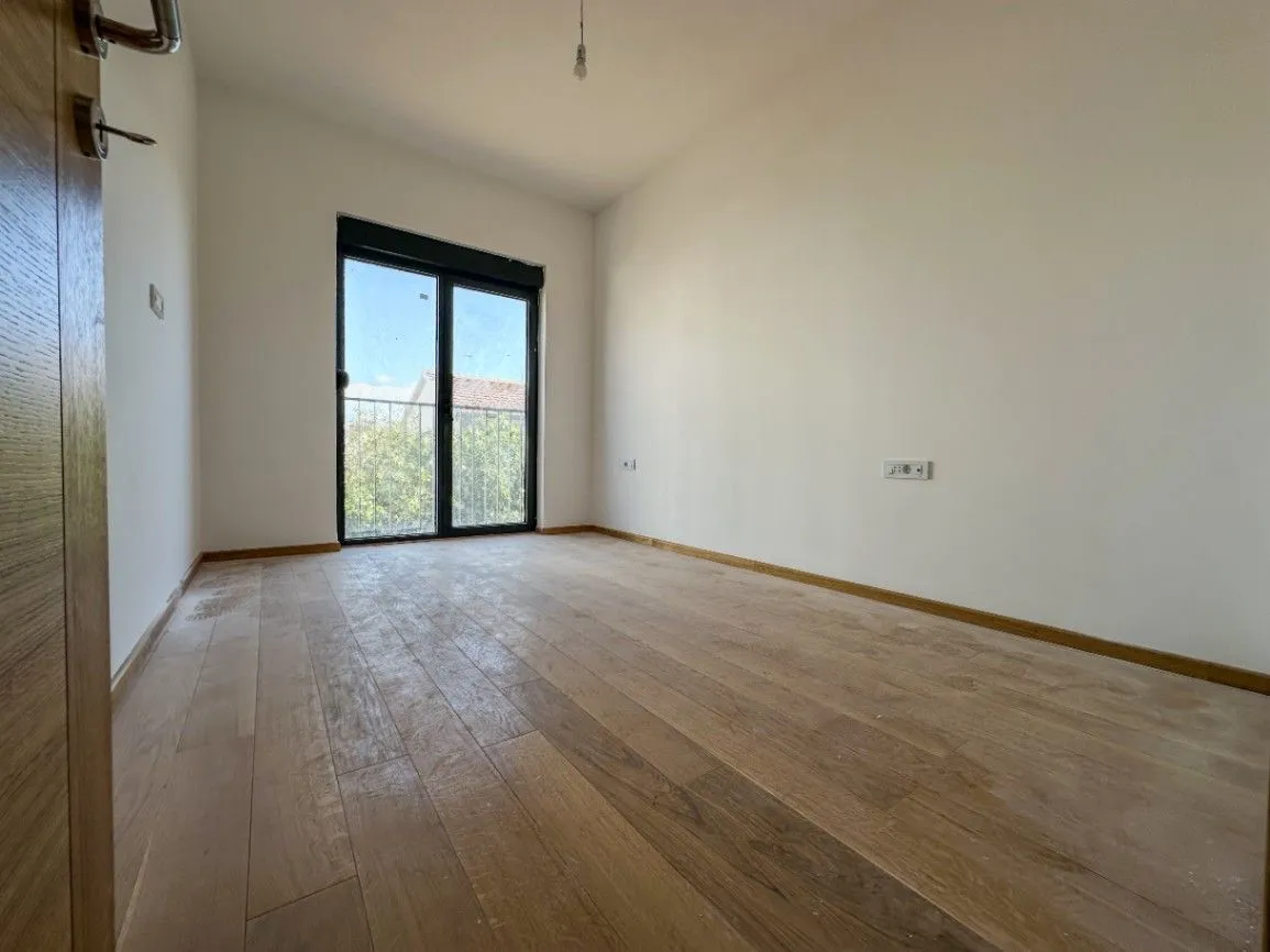 Prodaja, dvosoban stan, 75m², Zabjelo, Podgorica