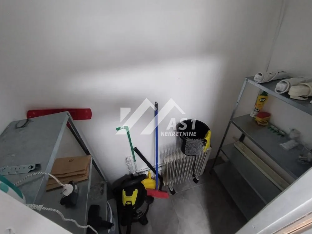 Izdavanje, dvosoban stan, 58m², Liman 2, Novi Sad Sve Podlokacije