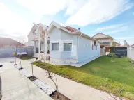 Izdavanje, kuća, 160m², Murtovina, Podgorica - image 2