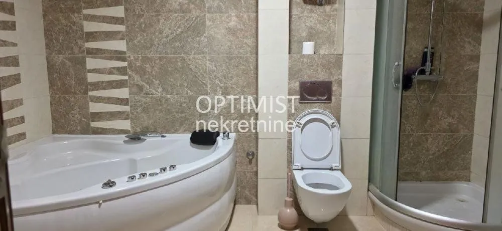 Sale, four bedroom apartment, 124m², Voždovac Sve Podlokacije, Beograd