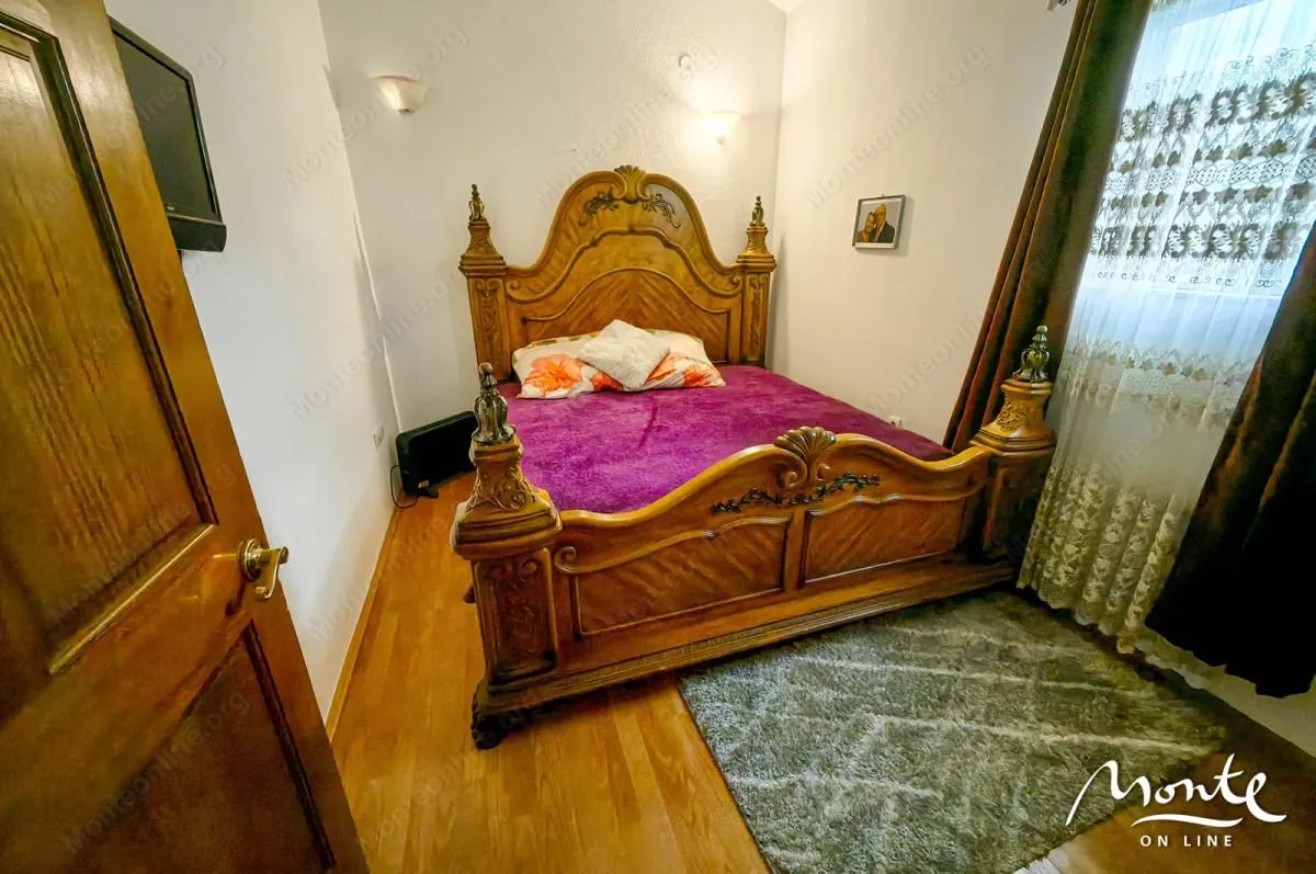 Sale, house, 200m², Donja Gorica, Podgorica
