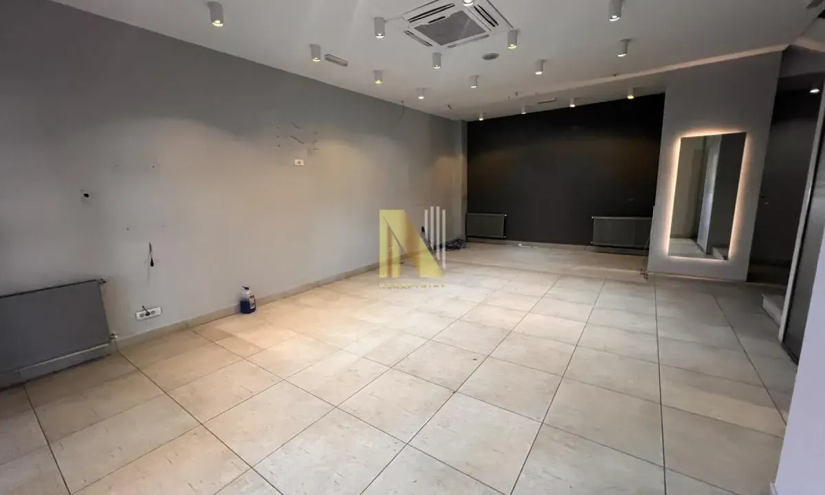 Izdavanje, poslovni prostor, 263m², Bulevar Oslobodjenja, Novi Sad Sve Podlokacije