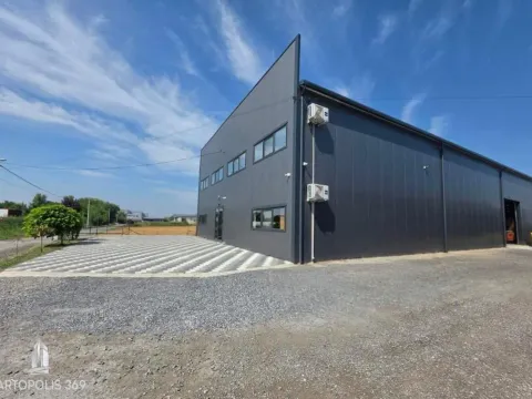 Rent, office space, 536m², Čukarica, Beograd - image 2