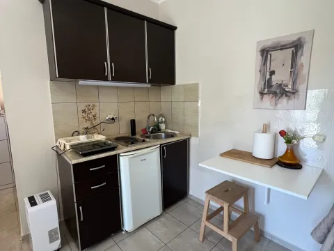 Rent, apartment, 26m², Sutomore, Bar - image 4