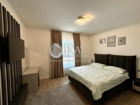 Izdavanje, trosoban stan, 85m², Savski Venac, Beograd - image 7
