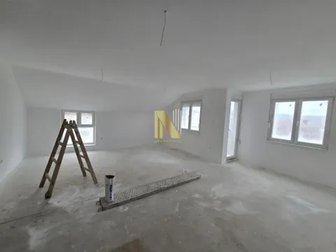 Prodaja, četvorosoban stan, 101m², Veternik, Novi Sad Sve Podlokacije - image 2