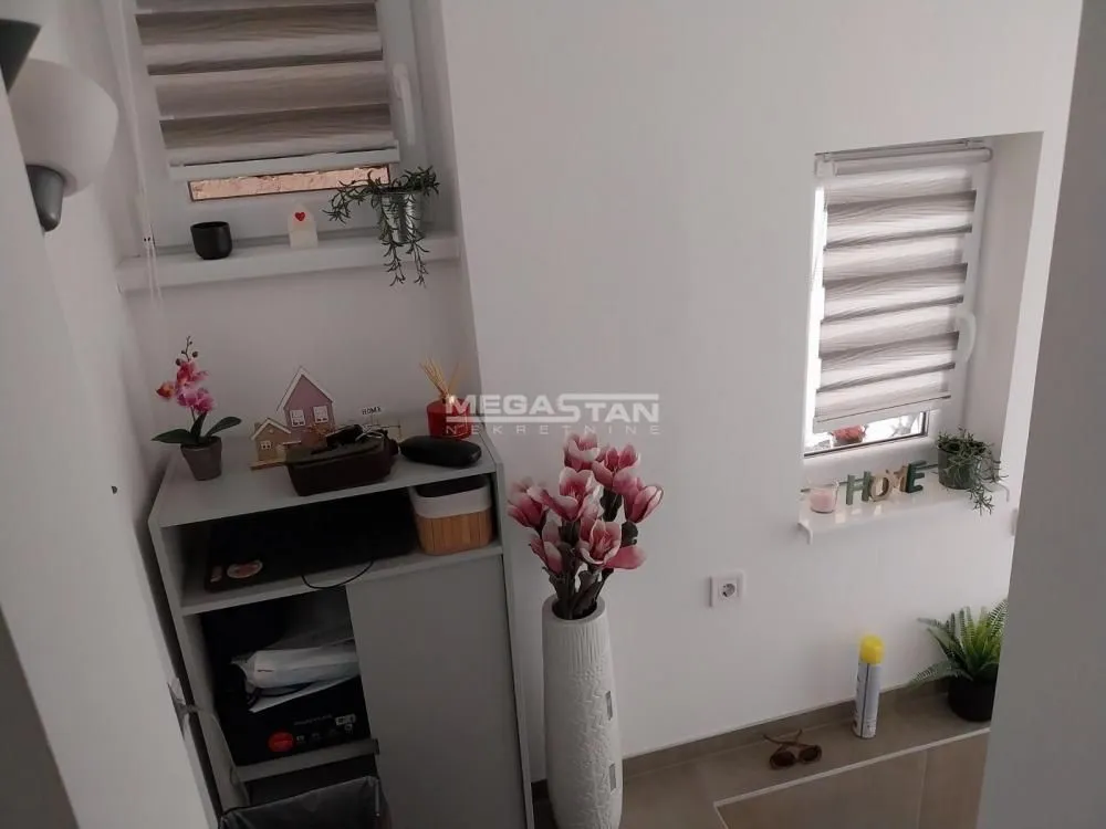 Sale, house, 67m², Cvetkova Pijaca, Zvezdara Sve Podlokacije
