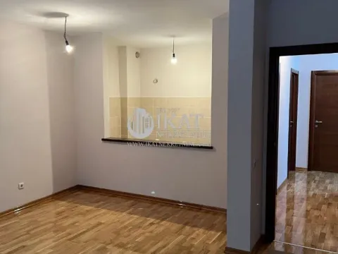 Prodaja, dvosoban stan, 81m², Vračar Hram, Vračar Sve Podlokacije - image 2
