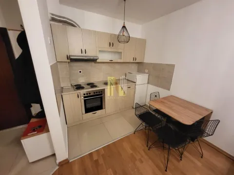 Izdavanje, jednosoban stan, 38m², Sajmište, Novi Sad - image 3