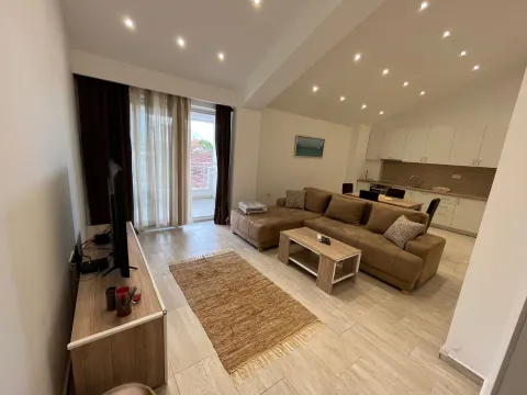 Izdavanje, jednosoban stan, 55m², Kava, Tivat - image 9