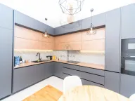 Izdavanje, dvosoban stan, 70m², Stari Aerodrom, Podgorica - image 5