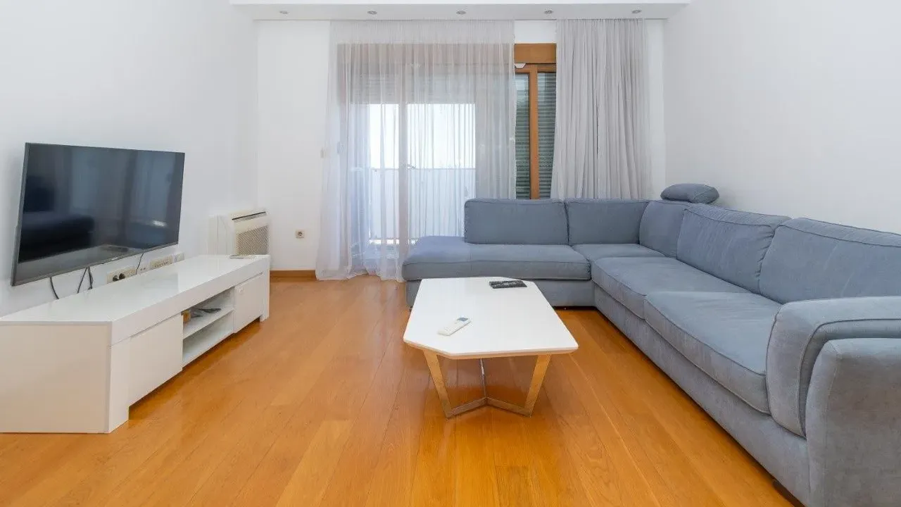 Rent, one bedroom apartment, 101m², Preko Morače, Podgorica