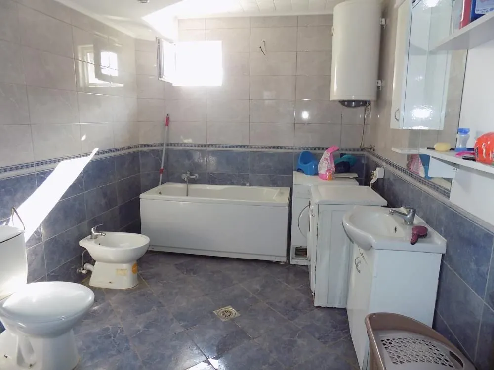 Prodaja, kuća, 385m², Končarevo, Jagodina