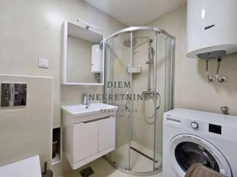 Izdavanje, jednosoban stan, 50m², Centar, Bar - image 6