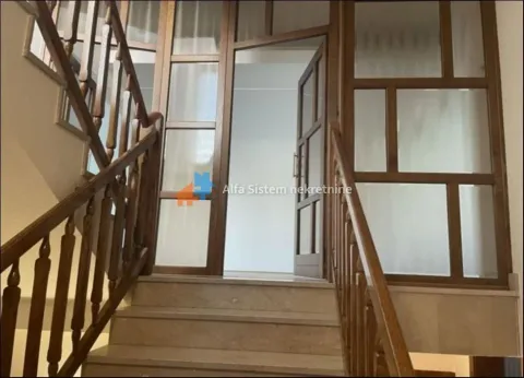 Rent, house, 360m², Voždovačka Crkva, Voždovac Sve Podlokacije - image 13