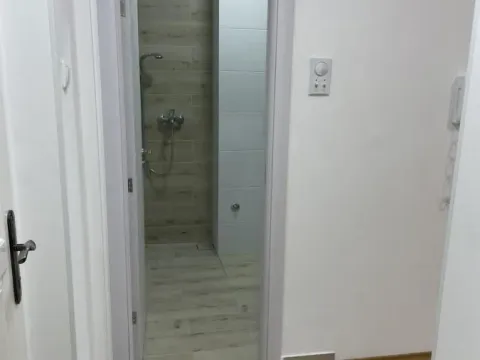 Prodaja, jednosoban stan, 30m², Grbavica, Novi Sad Sve Podlokacije - image 6