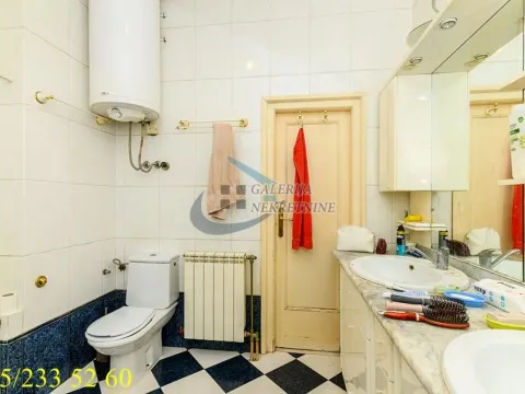 Sale, apartment, 130m², Stari Grad, Beograd - image 19