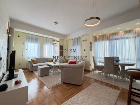 Rent, two bedroom apartment, 76m², Podgorica, Crna Gora - image 11