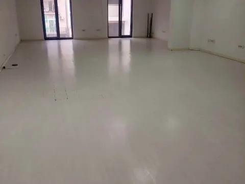 Rent, office space, 162m², 1 maj, Podgorica - image 2