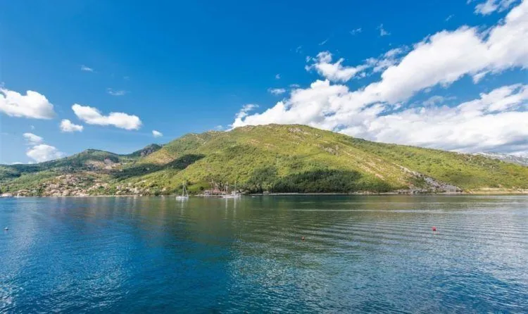 Prodaja, kuća, 600m², Lepetani, Tivat