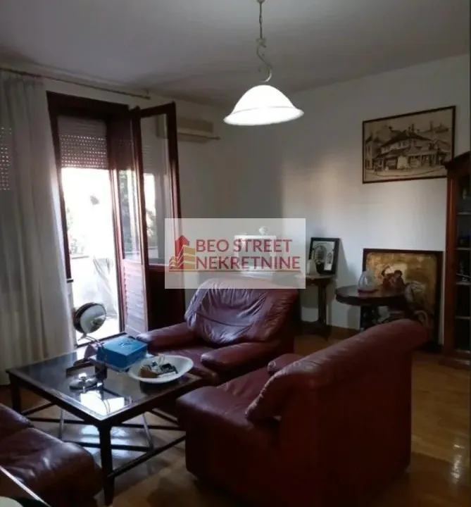Prodaja, trosoban stan, 80m², Savski Venac, Beograd