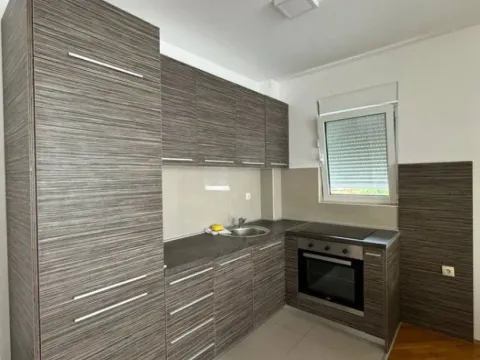 Izdavanje, jednosoban stan, 55m², Budva, Crna Gora - image 3