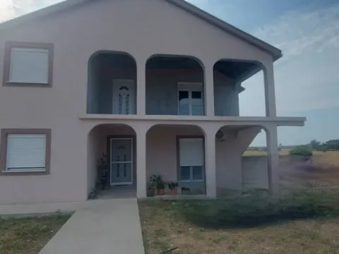 Sale, house, 147m², Zeta, Podgorica - image 1