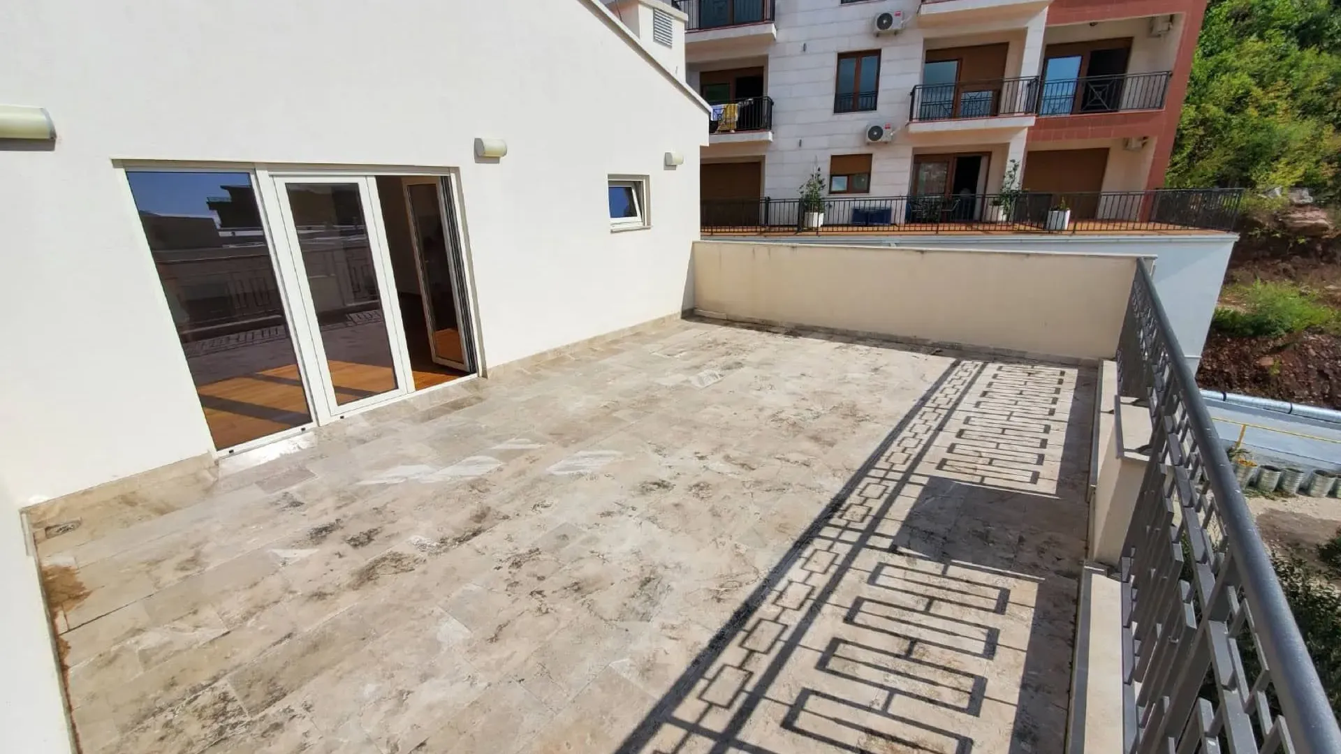 Sale, apartment, 136m², Pržno, Budva