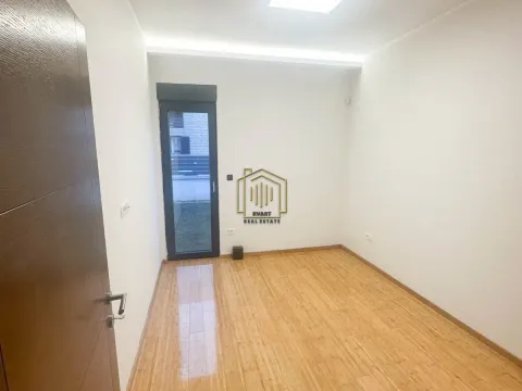 Rent, office space, 160m², Dalmatinska ulica, Podgorica - image 11