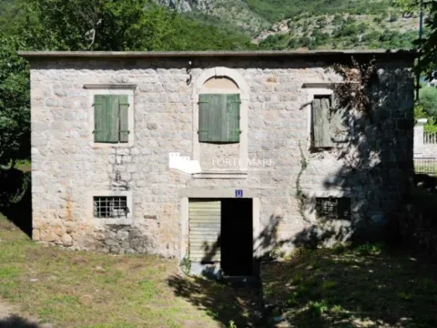 Prodaja, kuća, 107m², Kamenari, Herceg Novi - image 2