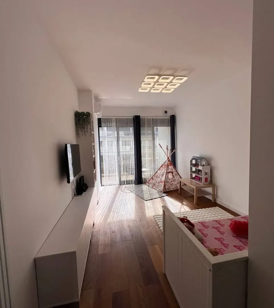 Prodaja, jednosoban stan, 65m², Soho City, Bar