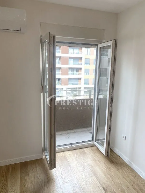 Izdavanje, jednosoban stan, 40m², Central Point, Podgorica