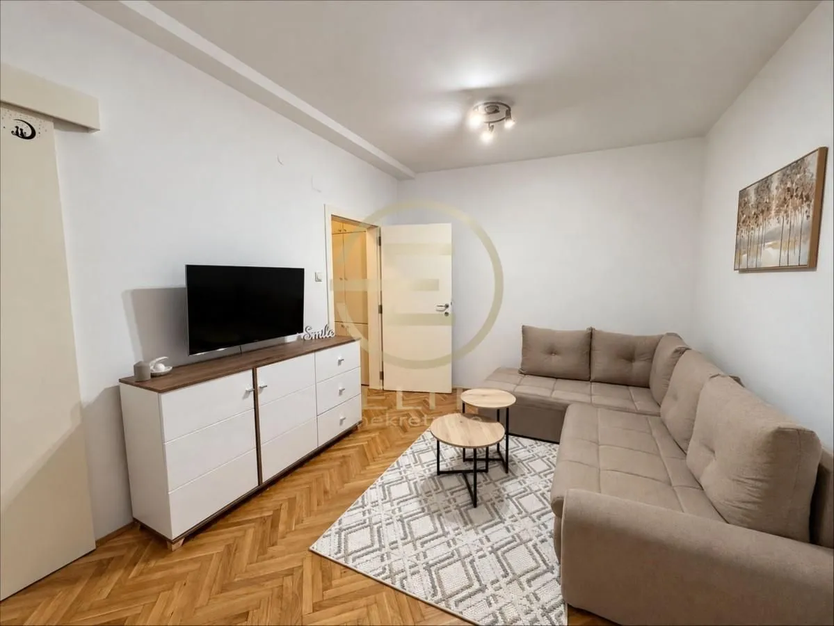 Izdavanje, stan, 30m², Grbavica, Novi Sad Sve Podlokacije