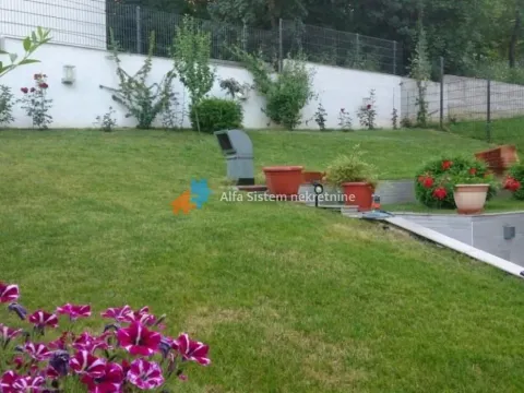 Rent, three bedroom apartment, 95m², Savski Venac, Beograd - image 5