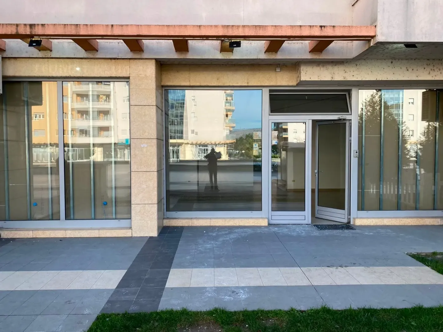 Rent, office space, 145m², City Kvart, Podgorica