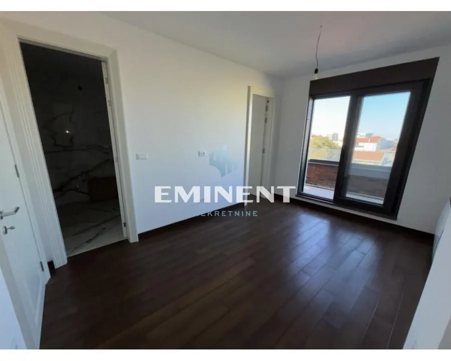Sale, four bedroom apartment, 119m², Vračar Sve Podlokacije, Beograd