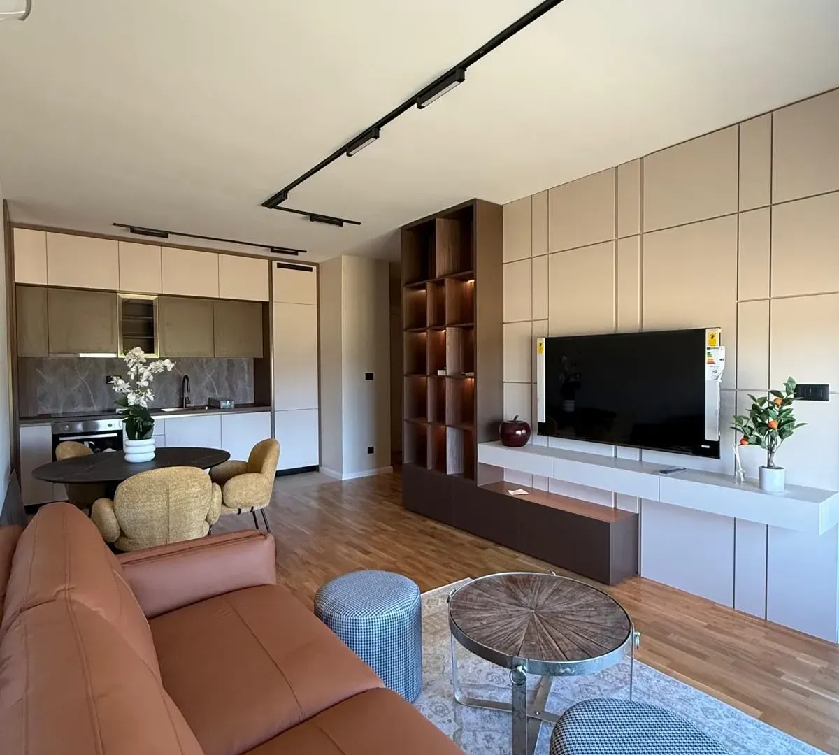 Izdavanje, jednosoban stan, 48m², Donja Gorica, Podgorica