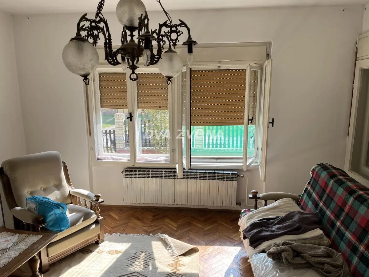 Prodaja, kuća, 293m², Titel, Novi Sad